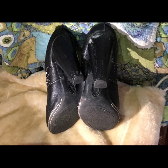 Sofft black mules 3” heels - Picture 3 of 3